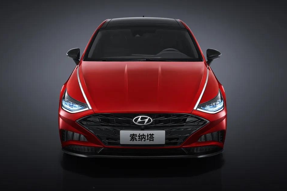 颜值碾压大众CC，北京现代全新索纳塔官图发布