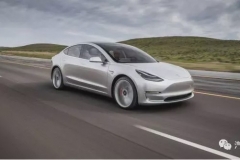 同病不同命 国人对特斯拉的宽容何时分点给中国车？