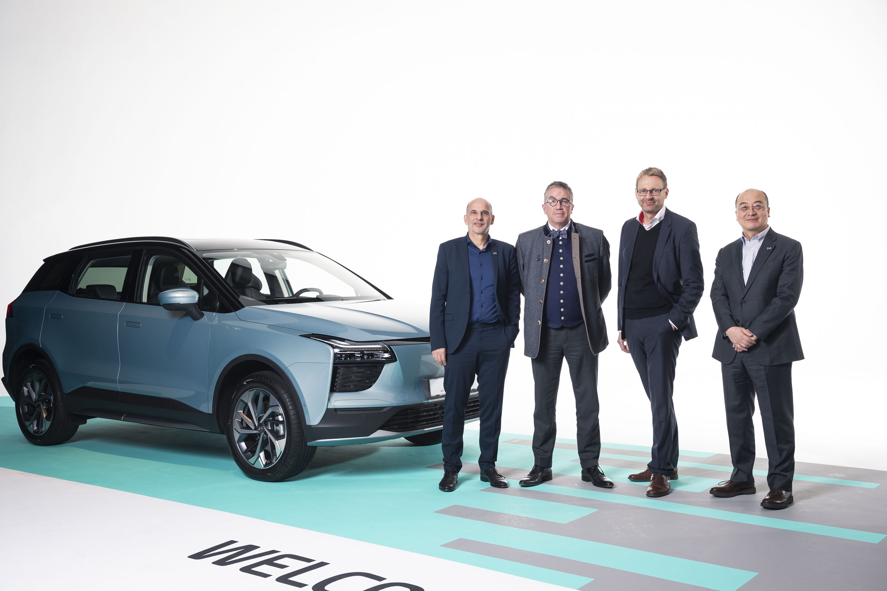 创新直销打通售前售后渠道，爱驰U5正式进军欧洲