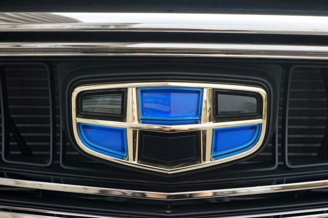 老司机一语点破：为何SUV不买吉利，轿车不买奇瑞！恍然大悟