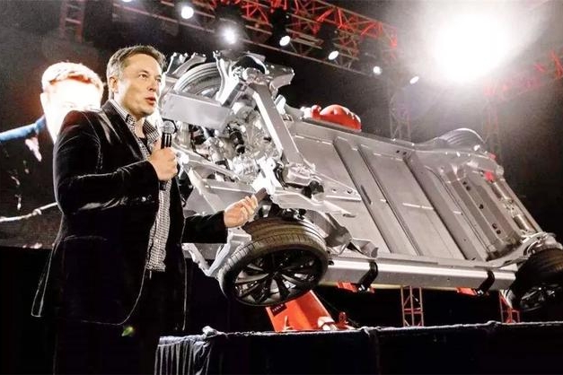 又是特斯拉牵头，超级电容器的第二春来了？