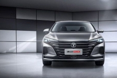 受疫情影响 长安逸动PLUS推迟至3月27日上市