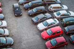 疫情“冰封”二手车行业 优信市值暴跌八成