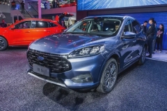 拯救百年福特，靠长安还是江铃？