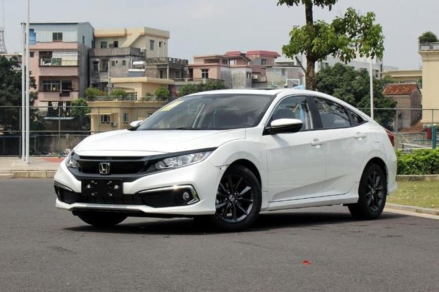 年轻人都爱买的神车思域，是如何一步一步走上秒天秒地之路的？