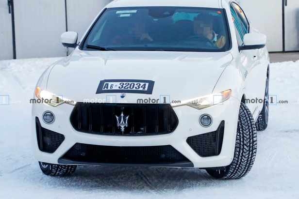 玛莎拉蒂Levante Trofeo谍照 搭4.0L V8发动机/最大590马力