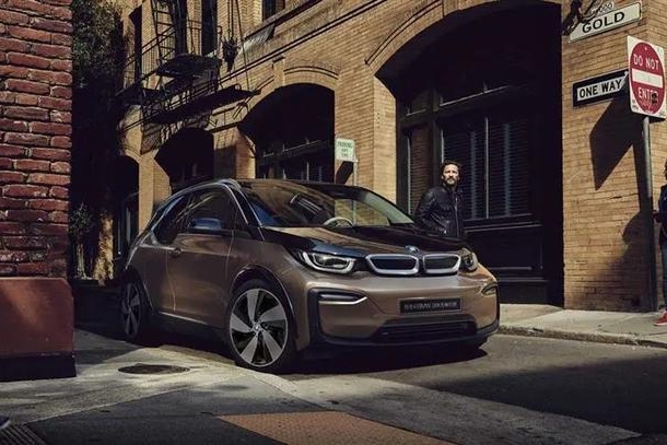 续航340公里售价30.58万元，宝马i3新车这样“对拼”特斯拉？