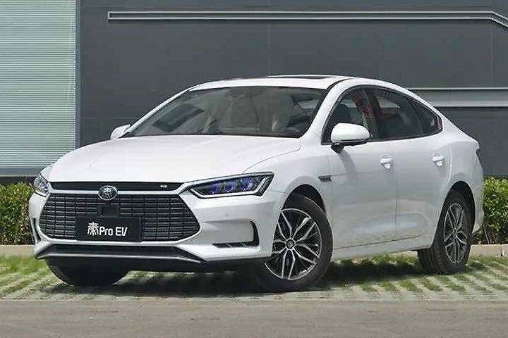 雪佛兰畅巡对比比亚迪秦Pro EV，17万左右选谁更合适？