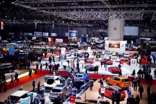 丰田威兰达上市，起亚换新Logo，日内瓦车展取消 | 知行一周Vol.78