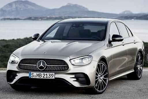 奔驰全新E级：我就站在你面前，你看我几分像从前