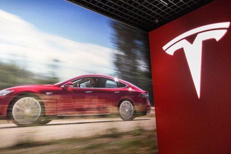 特斯拉自产电池，靠谱不？会威胁到谁？