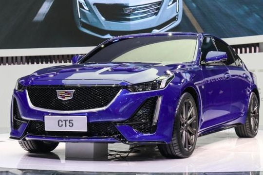 凯迪拉克CT5怕价格跳水不敢买？我给4S店打电话了解了真相