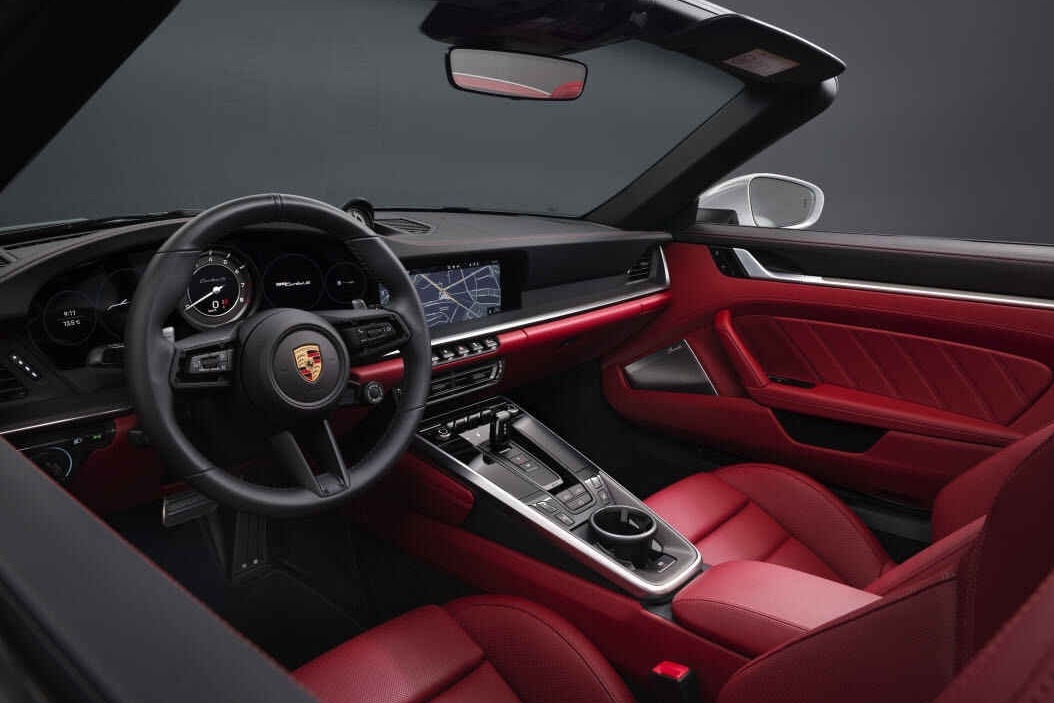 全新保时捷 911 Turbo S 全球首发 提供硬顶和敞篷两个版本