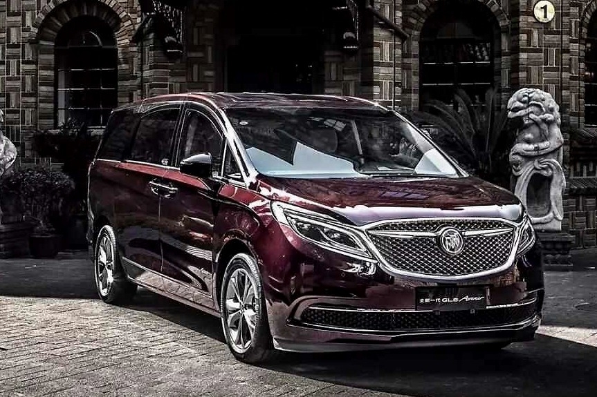 GL8推出4座版！车里看星星？豪华不输“加价王”埃尔法？