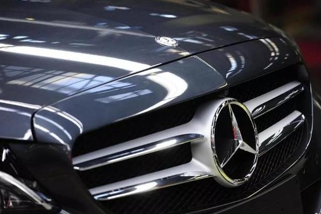 近30万整一辆奔驰，结果动力和飞度差不多