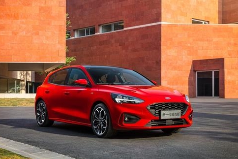 福克斯跌破9万，仍遭消费者嫌弃？曾经的轿车销量王怎么了