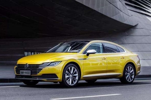 高颜值+跑车式车门，销量不及帕萨特零头，大众CC怎么了？