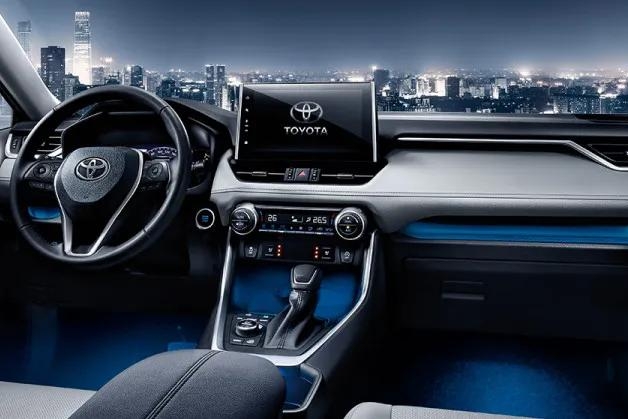 广汽丰田威兰达上市！17.18万起售，能打过RAV4吗？