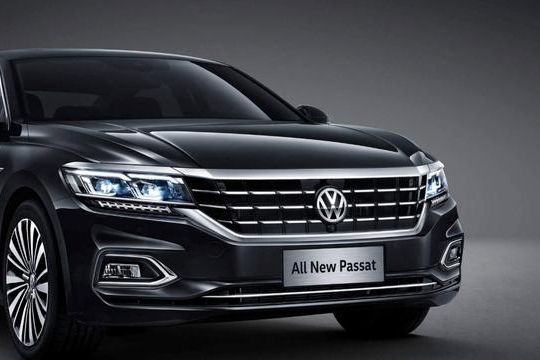 新款帕萨特还要加价卖？！你的A柱加强了吗？
