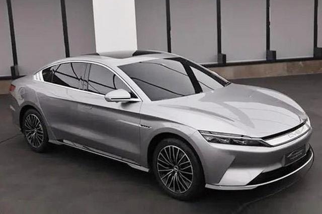 今年上市的国产新能源，都是与特斯拉抢市场的？