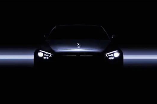 终于等到你！奔驰发布全新E级预告图