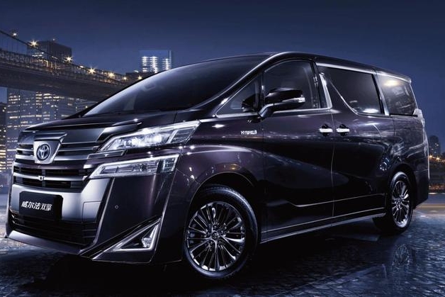 颜值靓，档次高，功能全，安全顶级，丰田威尔法堪称陆地头等舱