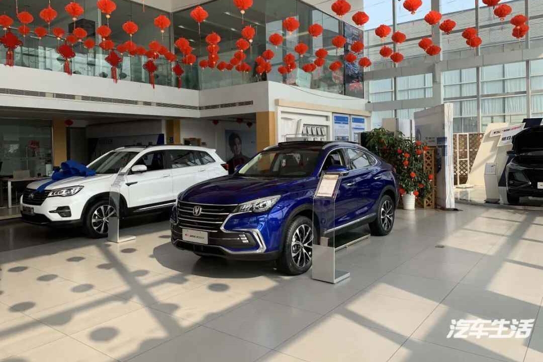 疫情之下一个汽车销售的非典型样本：能卖车会消毒，还要全套服务