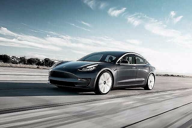 磷酸铁锂电池来了，国产特斯拉将再降价