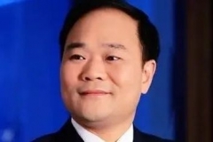 狠人李书福两会为电摩产业发声：解禁、统一上牌、给补贴