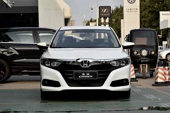 年轻人手持15万预算购车 本田凌派和雷凌应该怎么选？