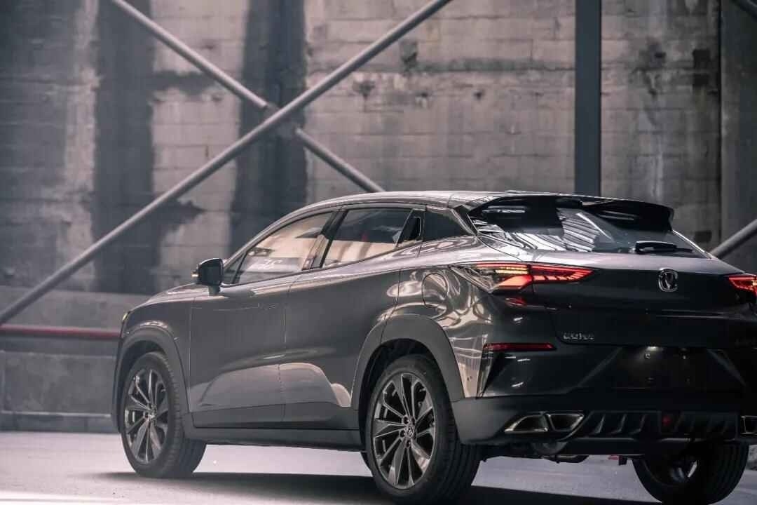 长安UNI-T：始于颜值，忠于实力