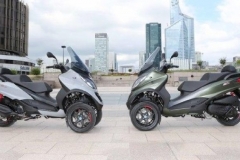 踏板装定风翼，比亚乔倒三轮定风翼专利曝光，还是能调节的