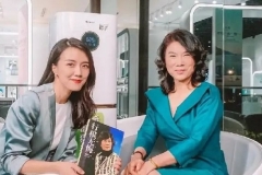 董明珠、李彦宏都已加入直播“真香”行列，电动车老板谁来带个头？