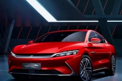 特斯拉价格“一降再降”，比亚迪汉要怎样定价，才能出奇制胜呢？