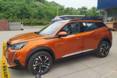 置换新标致2008顶配，外观更拉风，做工提升明显，动力足够用