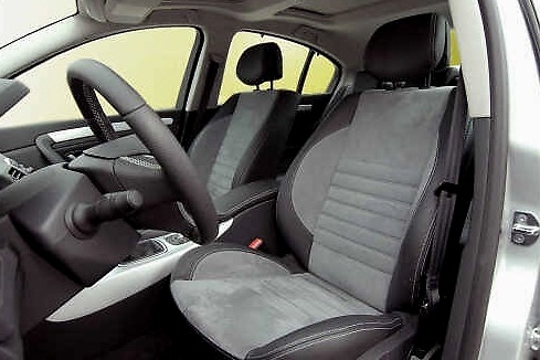 不想吃大亏，提车时就要装成老司机！