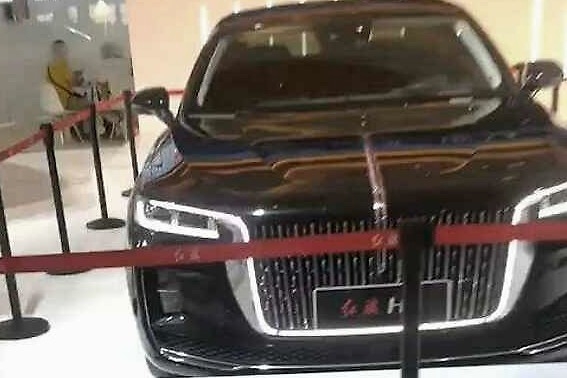 红旗H9售价曝光，预售价35万，三十多万能买3.0T吗？