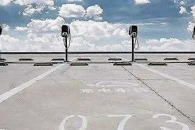 “基建狂魔”再出手，目标是充电桩，新能源汽车市场将迎来利好？