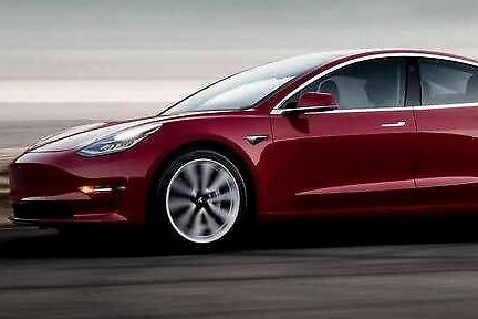 减配换料冲低价，4月销量跌幅超六成，特斯拉梦碎中国？