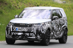 2021款路虎发现路试谍照曝光 或将推出插混版车型