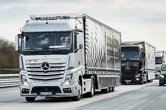 吉利奔驰“不重要”，李书福看上的是商用车？