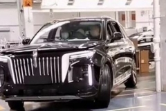 中国旗舰SUV实车曝光！又一豪华品牌要推长轴SUV