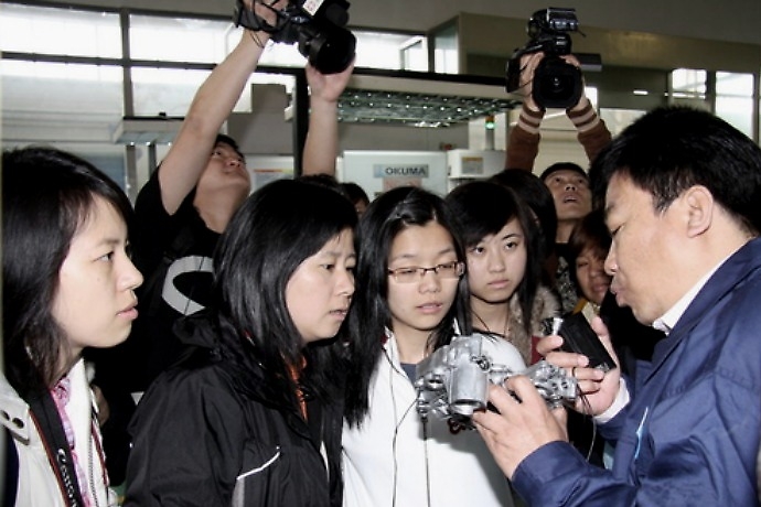 此事三成赢七成败，为何李书福还全力支持，成为吉利一号工程？