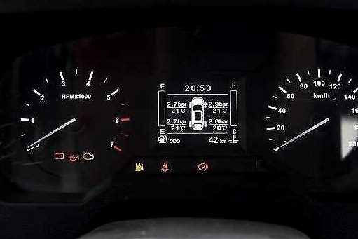 国产车“活化石”迎来最大改款，不再担心车里漏水，还有胎压监测