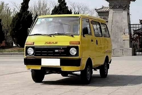 面包车和皮卡？也许前者是妥协，后者是未来