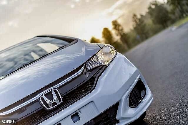 神车缘起：飞度是如何被封“超跑”的？