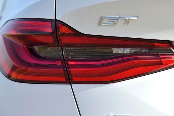 比5系更帅，改款6GT前脸被提前公开