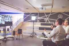 云端直击丨全球样板工厂 上汽大众南京工厂打造中国“精e智造”