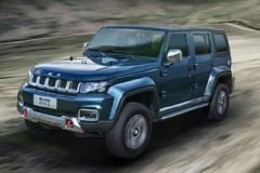 北京越野新款BJ40城市猎人版 买侠客四驱版最合适