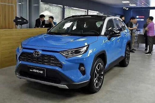 合资SUV的经典对决，途观L、RAV4、CRV谁才是明智之选